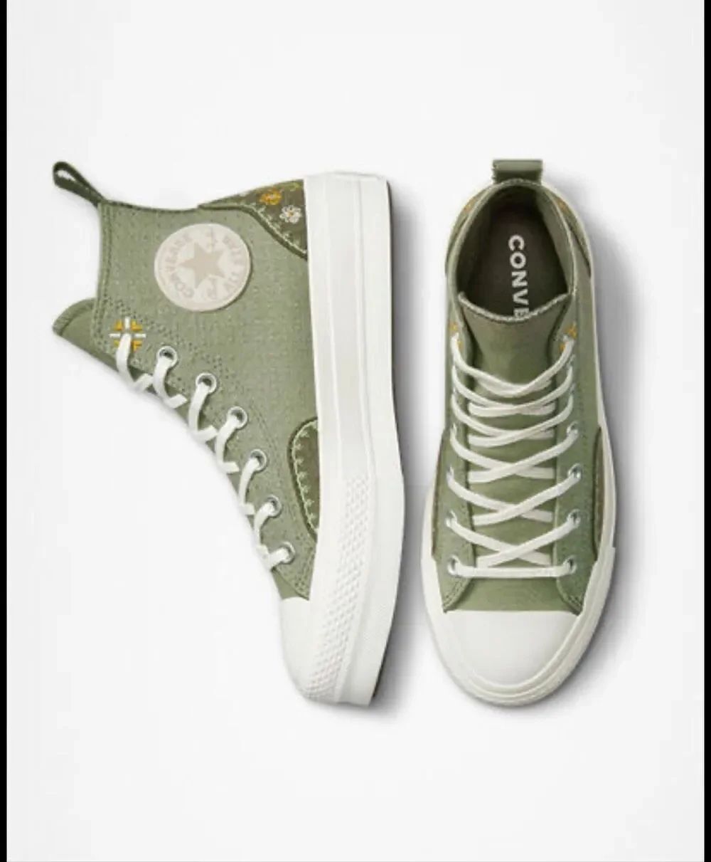 Converse chuck taylor allstars lift platinum autum embroidery size 9.5/41.